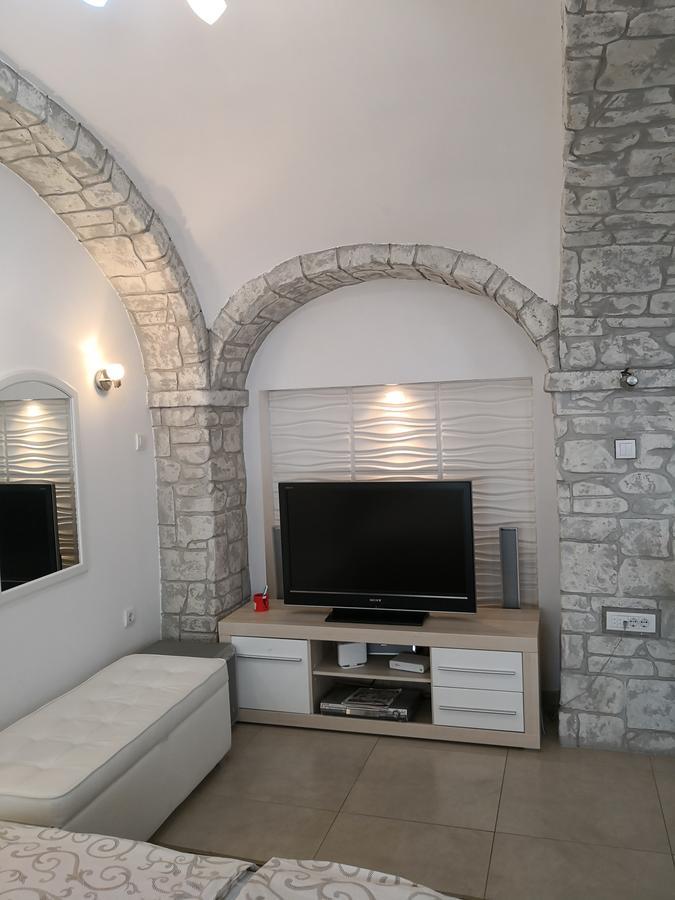 Apartment Zemun Old Town Center Beograd Eksteriør bilde