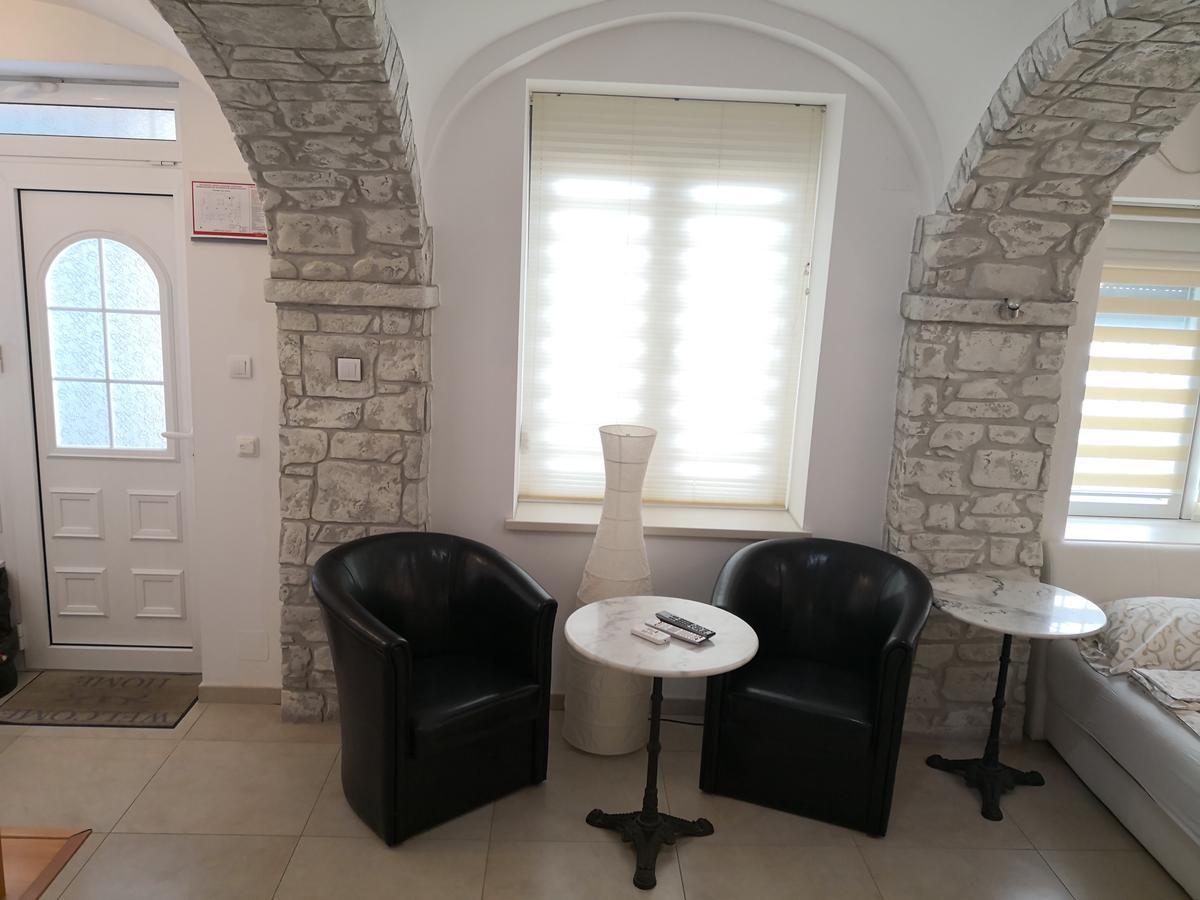 Apartment Zemun Old Town Center Beograd Eksteriør bilde